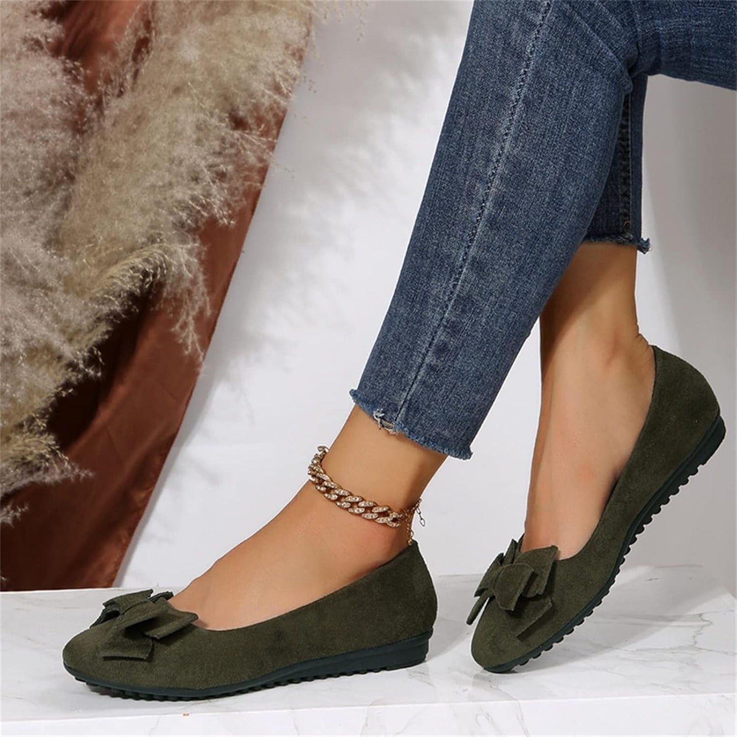 Lainey | Suede Bow-Knot Closed Toe Flat